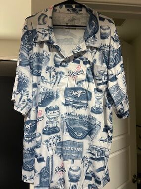 Los Angeles Dodgers White & Blue Short-Sleeve Button Shirt